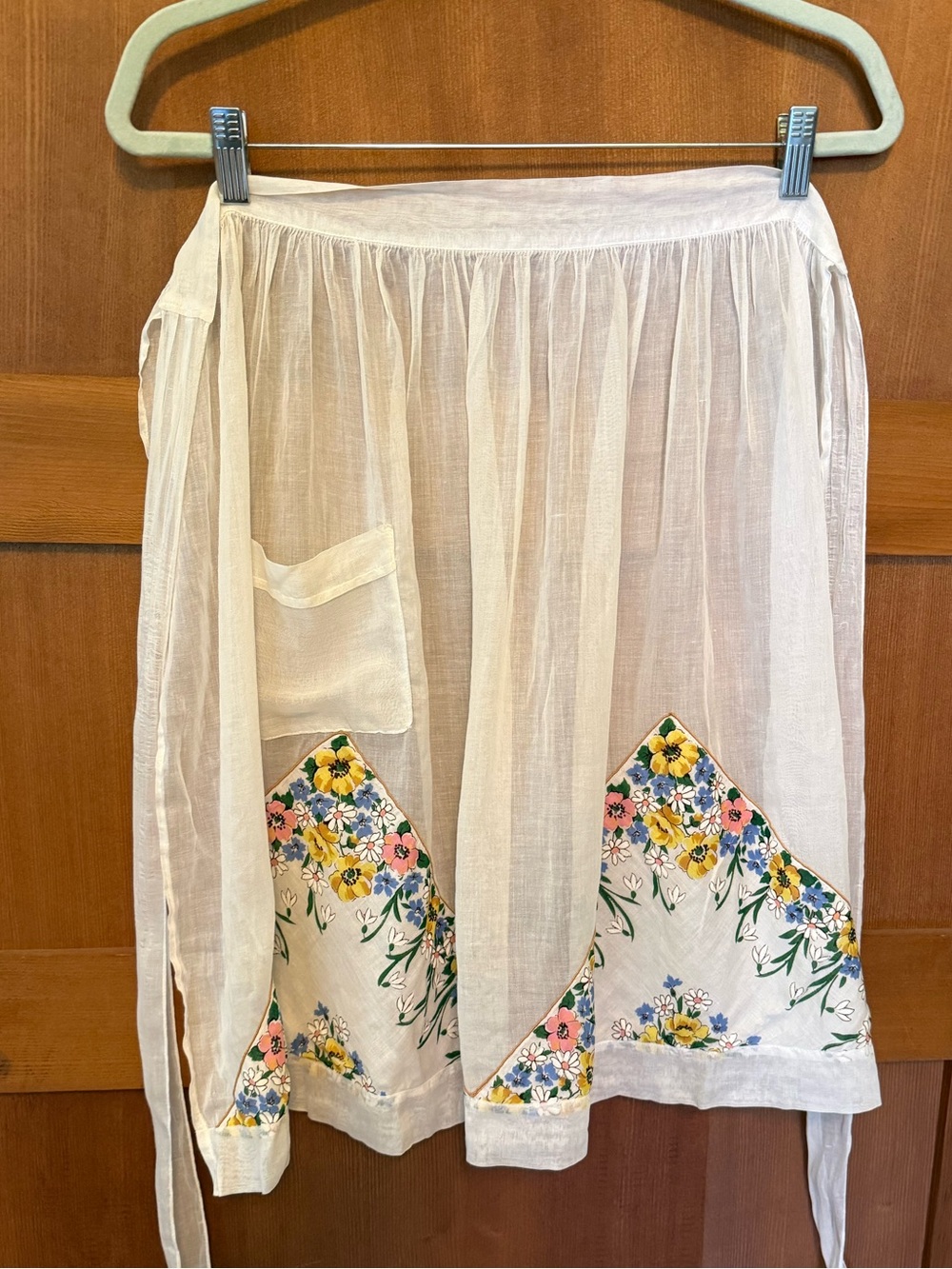 Vintage Sheer Apron COTTAGE